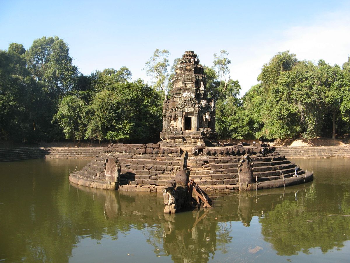Neak Pean