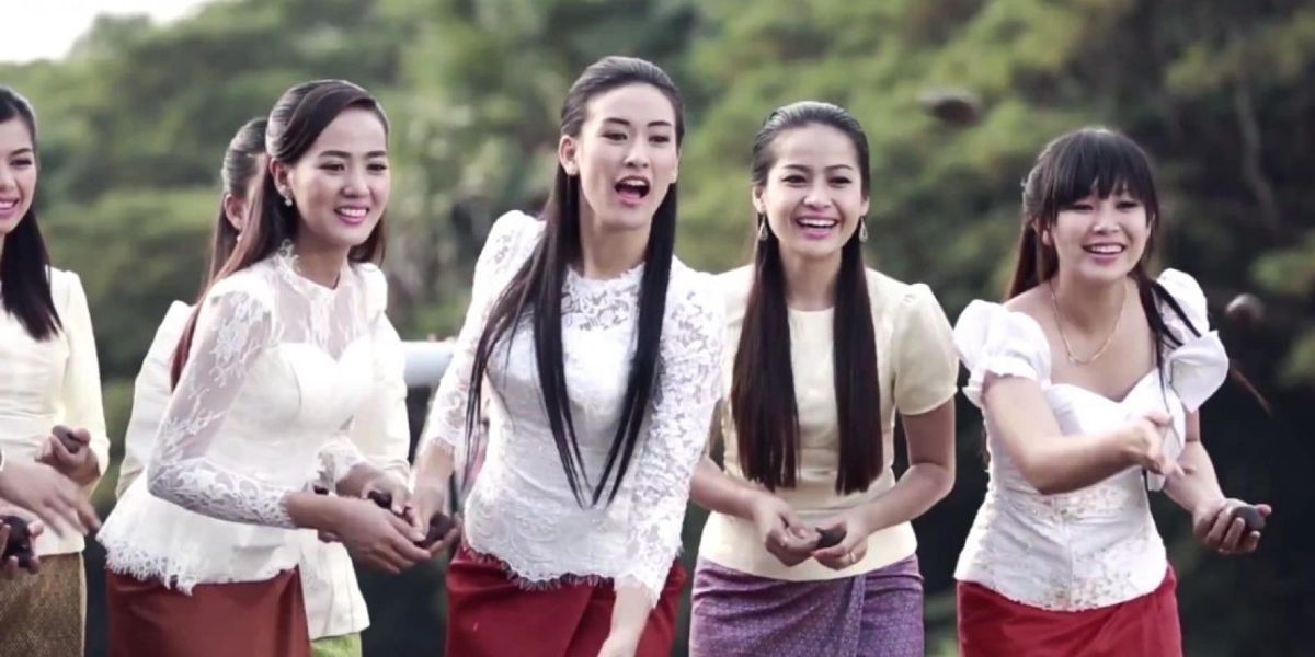 6 Things You Need To Know About Traditional Clothes of Cambodia