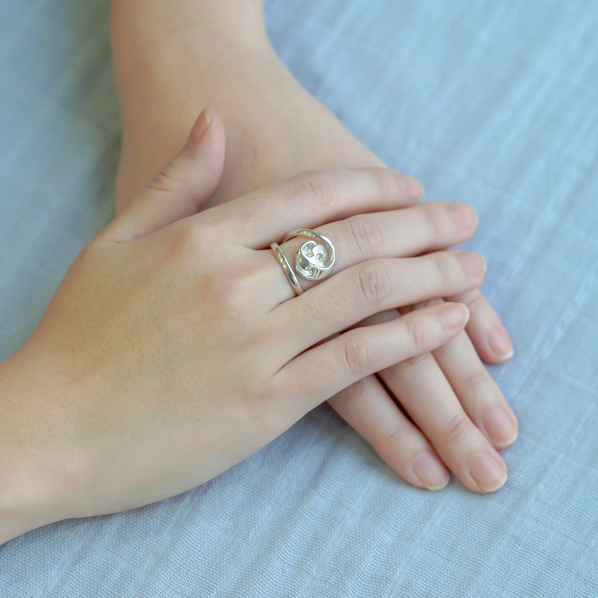 Garden of Desire - Innate Carving Ring — image 1