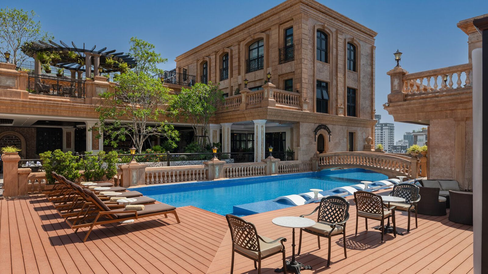 Anik Palace Hotel