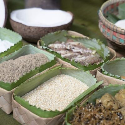 wp:org:wp-content/uploads/2024/08/10104346/Khmer-snack-Num-Ansorm-5.jpg