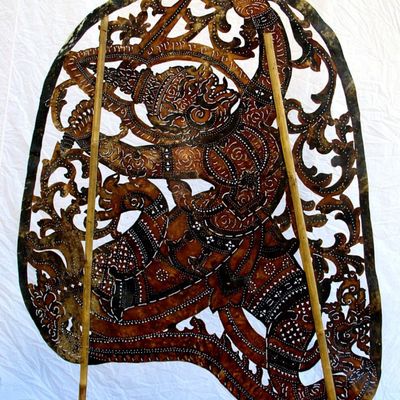 wp:org:wp-content/uploads/2024/08/05134548/Sbaek-Lakhaoun-Khmer-Shadow-Theatre-6.jpg