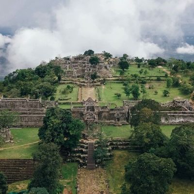 wp:org:wp-content/uploads/2024/08/10124445/Preah-Vihear-temple-top-view.jpg