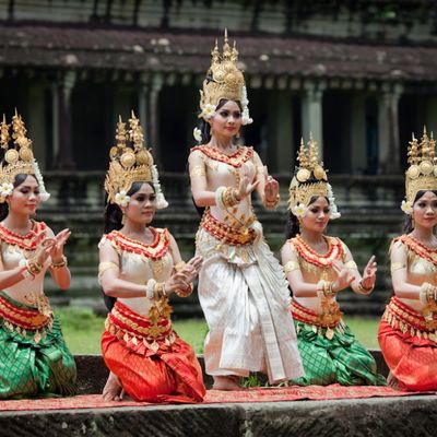 wp:org:wp-content/uploads/2024/08/10130317/Apasara-dance-1.jpg