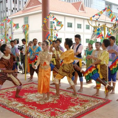 wp:org:wp-content/uploads/2024/08/05133623/Trot-Dance-2.jpg